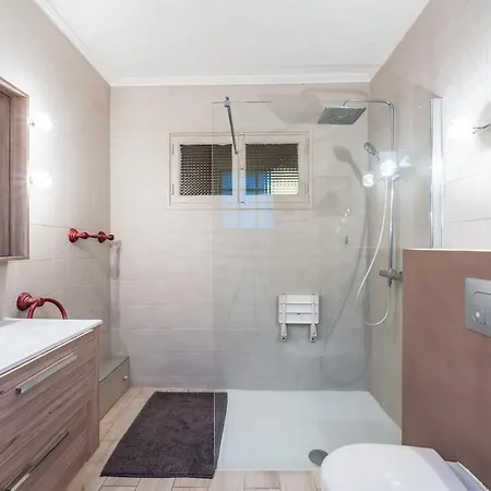 Сasa de vacaciones Hacienda Spacieuse Avec Jardin 3000m2 Proche Plages Narbonne